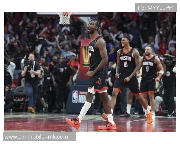 独行侠坚持首发阵容迎战挑战尽管遭遇两连败仍不轻言改变