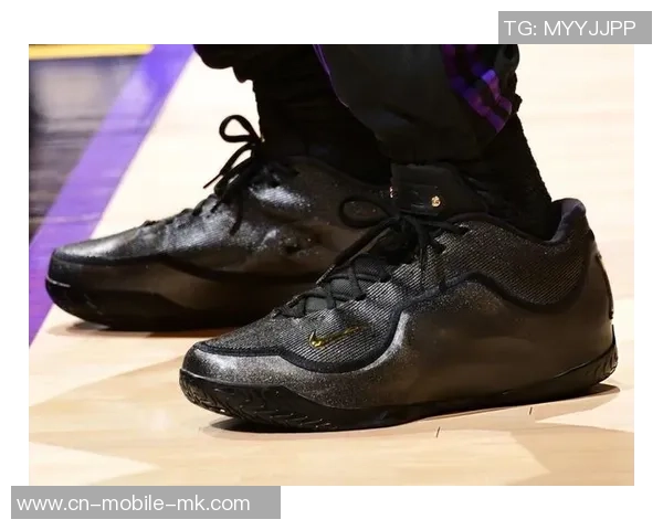 杜克大学女篮发布专属配色Kobe5PE牌面拉满引发球迷热议